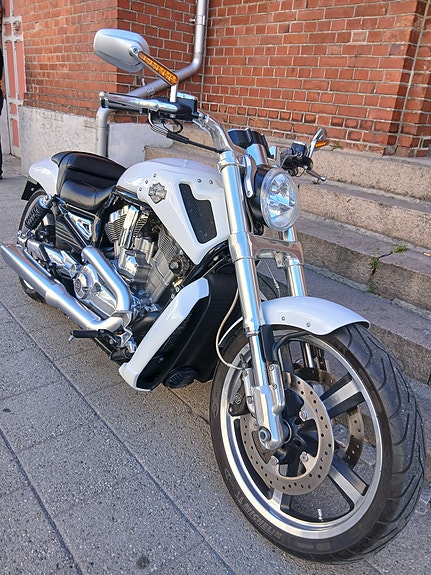 Harley-Davidson VRSCF V-Rod Muscle 5 of 10