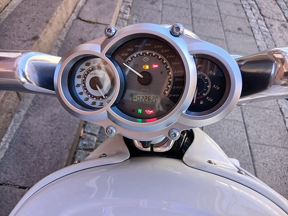 Harley-Davidson VRSCF V-Rod Muscle 7 of 10