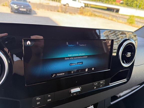 Mercedes-Benz Sprinter 22 of 25