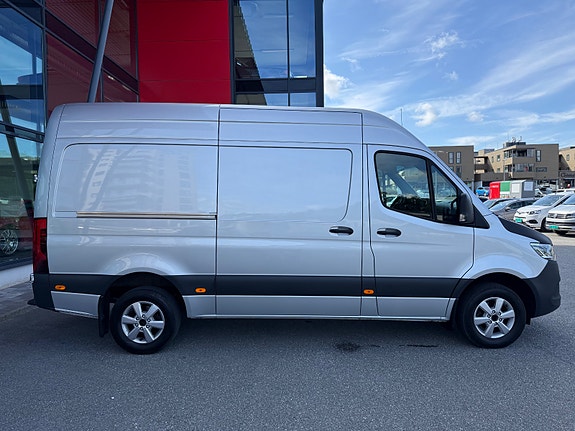 Mercedes-Benz Sprinter 5 of 25