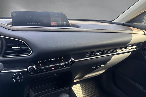 Mazda CX-30 12 of 21