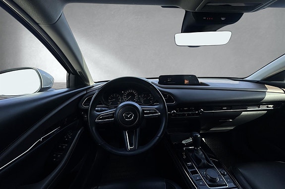 Mazda CX-30 9 of 21