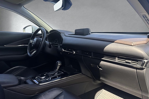 Mazda CX-30 21 of 21