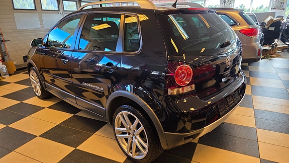 Volkswagen Polo Cross 7 of 30
