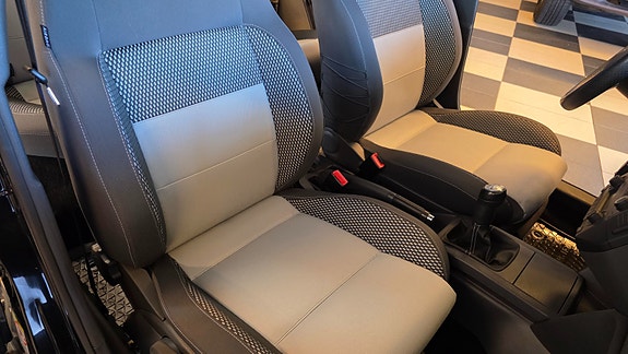 Volkswagen Polo Cross 18 of 30