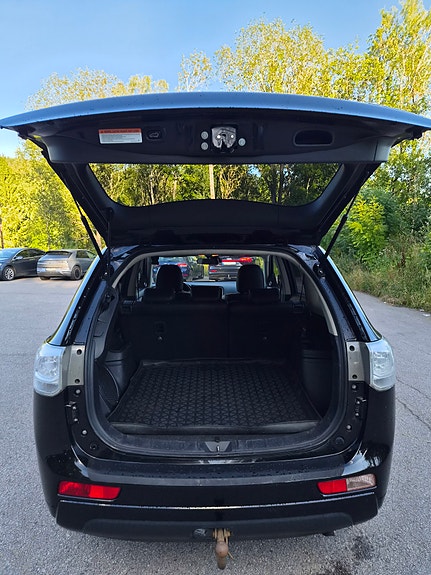 Mitsubishi Outlander 6 of 14
