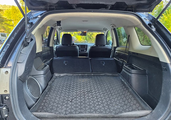 Mitsubishi Outlander 7 of 14