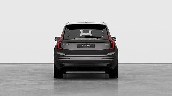 Volvo XC90 8 of 23