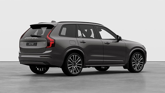 Volvo XC90 7 of 23