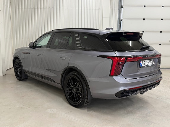 Hongqi E-HS9 4 of 30
