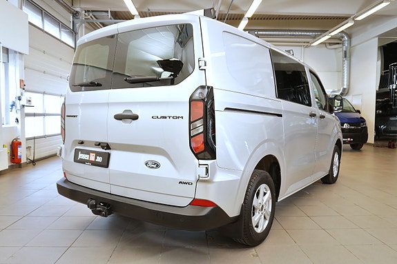 Ford Transit Custom 6 of 30
