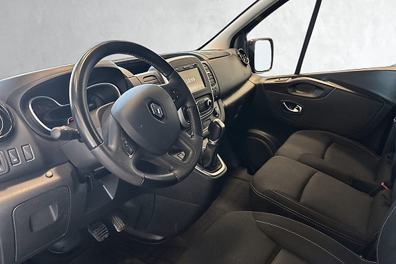 Renault Trafic 10 of 20