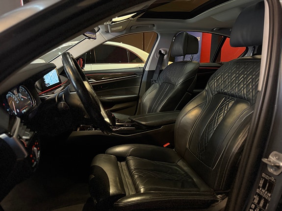 BMW 530i 6 of 21