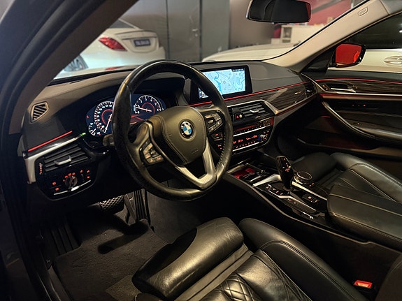 BMW 530i 7 of 21