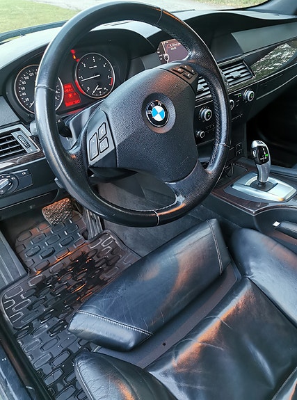 BMW 520d 10 of 16