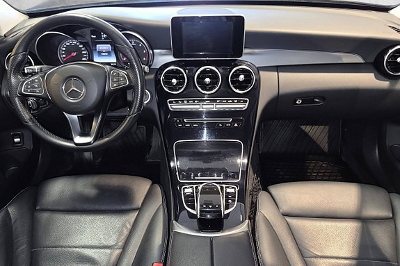 Mercedes-Benz C220 d 24 of 30