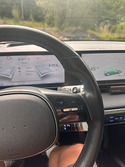 Hyundai Ioniq 5 25 of 28