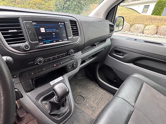 Peugeot Expert 22 of 30
