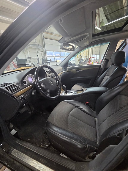 Mercedes-Benz E220 d 11 of 13