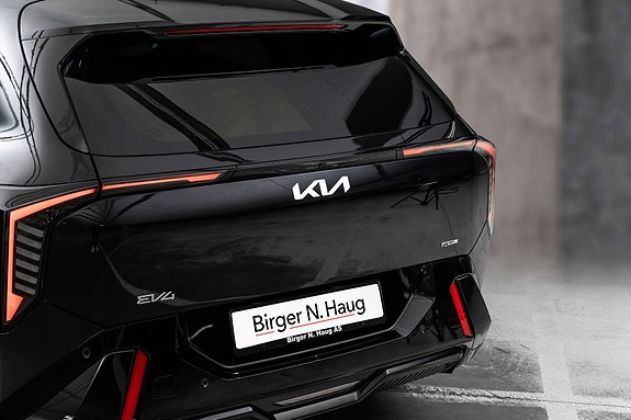 Kia EV4 7 of 30