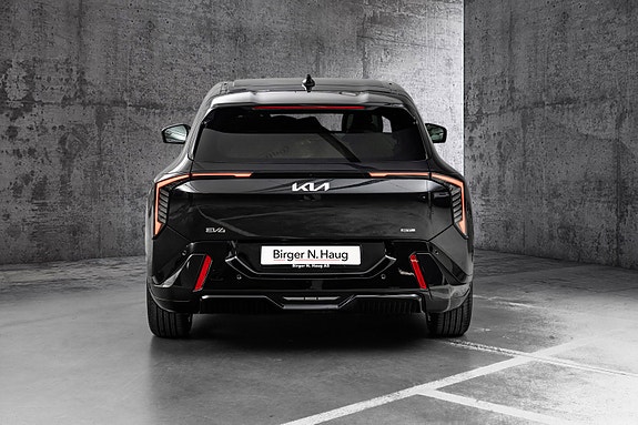 Kia EV4 8 of 30