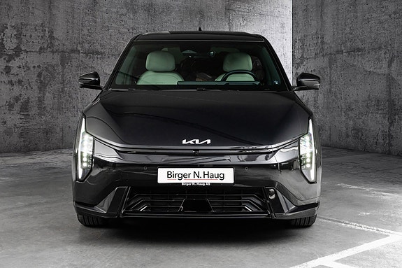 Kia EV4 4 of 30