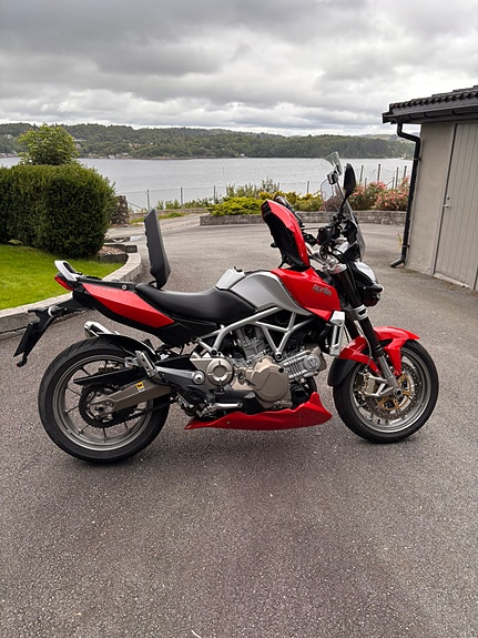 Aprilia Mana 850 8 of 18