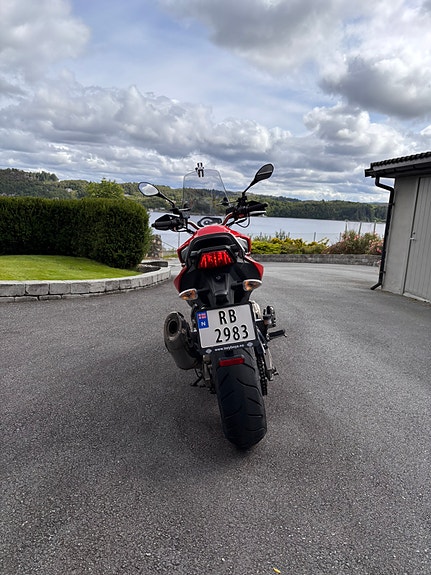 Aprilia Mana 850 5 of 18
