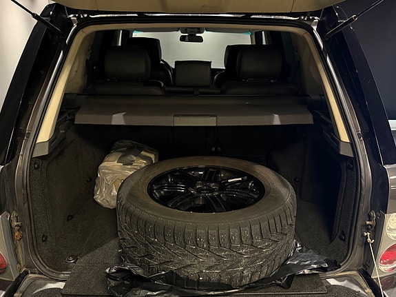 Land Rover Range Rover 24 of 24