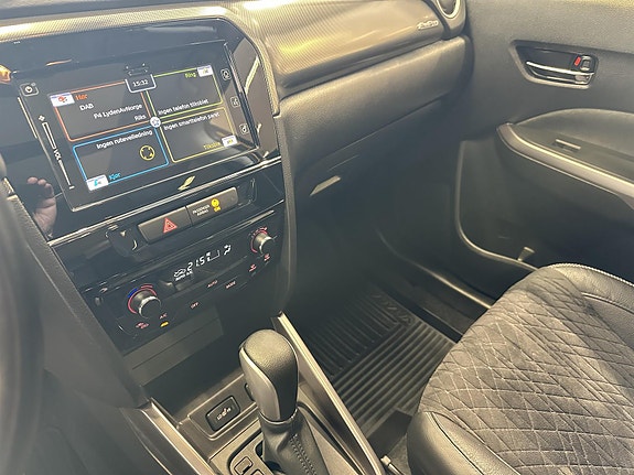 Suzuki Vitara 12 of 22
