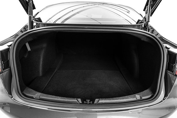 Tesla Model 3 23 of 27