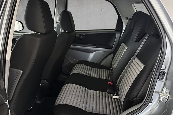 Suzuki SX4 18 of 29