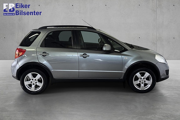 Suzuki SX4 6 of 29