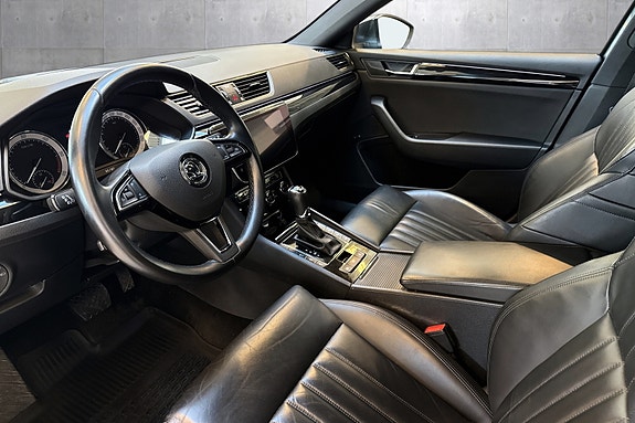 Skoda Superb 10 of 22