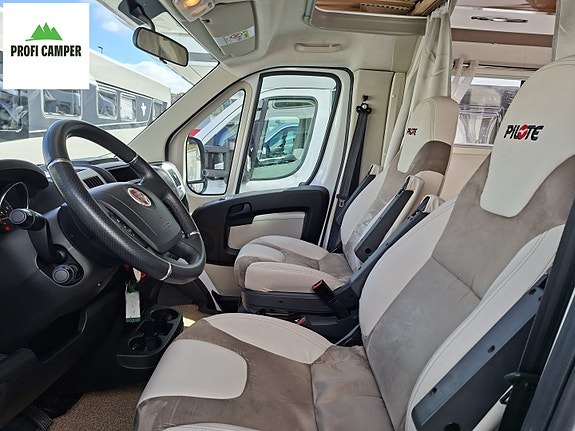 Pilote C700S "Alkovebil reg. for 6 personer" 8 of 21