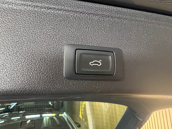 Audi A4 allroad 17 of 30