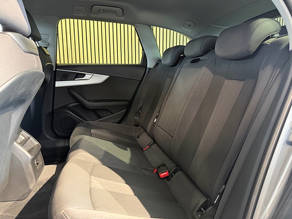 Audi A4 allroad 19 of 30