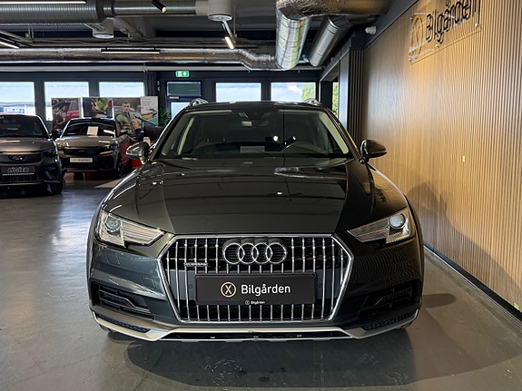 Audi A4 allroad 2 of 30