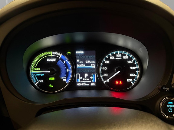 Mitsubishi Outlander 18 of 30
