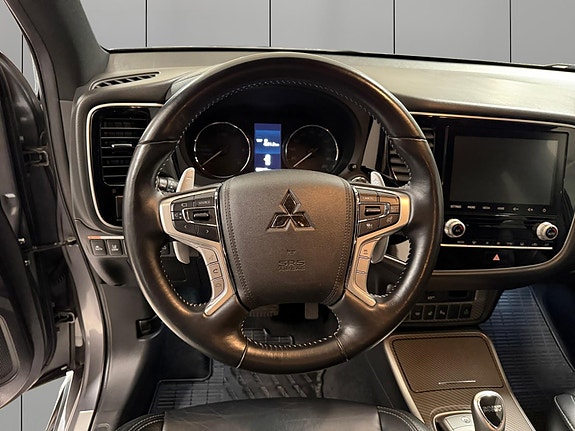 Mitsubishi Outlander 14 of 30