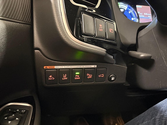 Mitsubishi Outlander 17 of 30