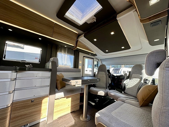 Bilde 10 av Adria Sonic 700 DC 2,3-160hk 9g-Automatgir
