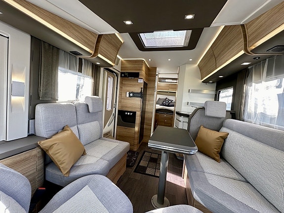 Bilde 9 av Adria Sonic 700 DC 2,3-160hk 9g-Automatgir