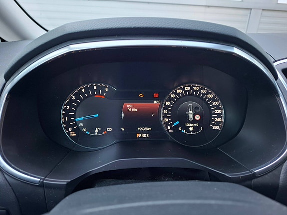 Ford S-MAX 14 of 30