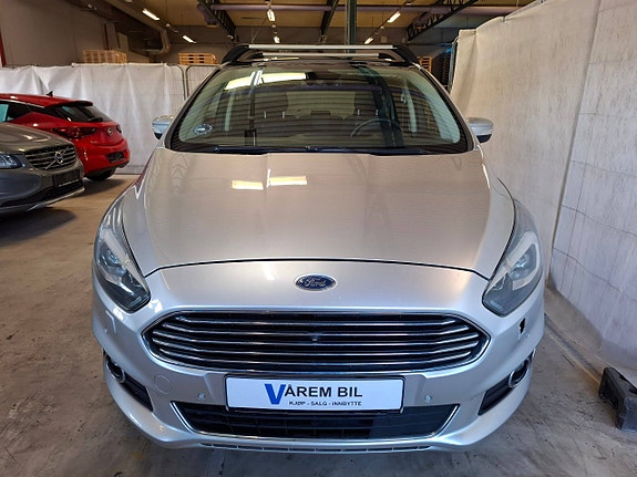 Ford S-MAX 2 of 30