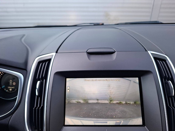 Ford S-MAX 21 of 30