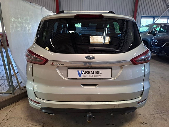 Ford S-MAX 6 of 30