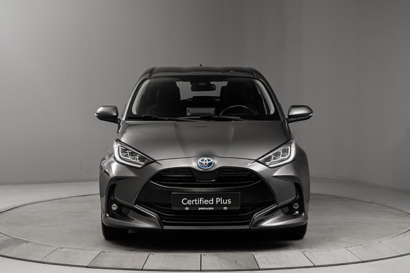 Toyota Yaris 6 of 30