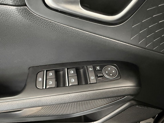Kia e-Soul 13 of 26