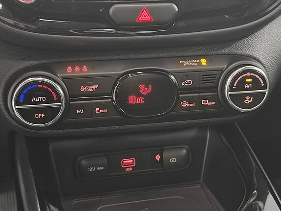 Kia e-Soul 18 of 26